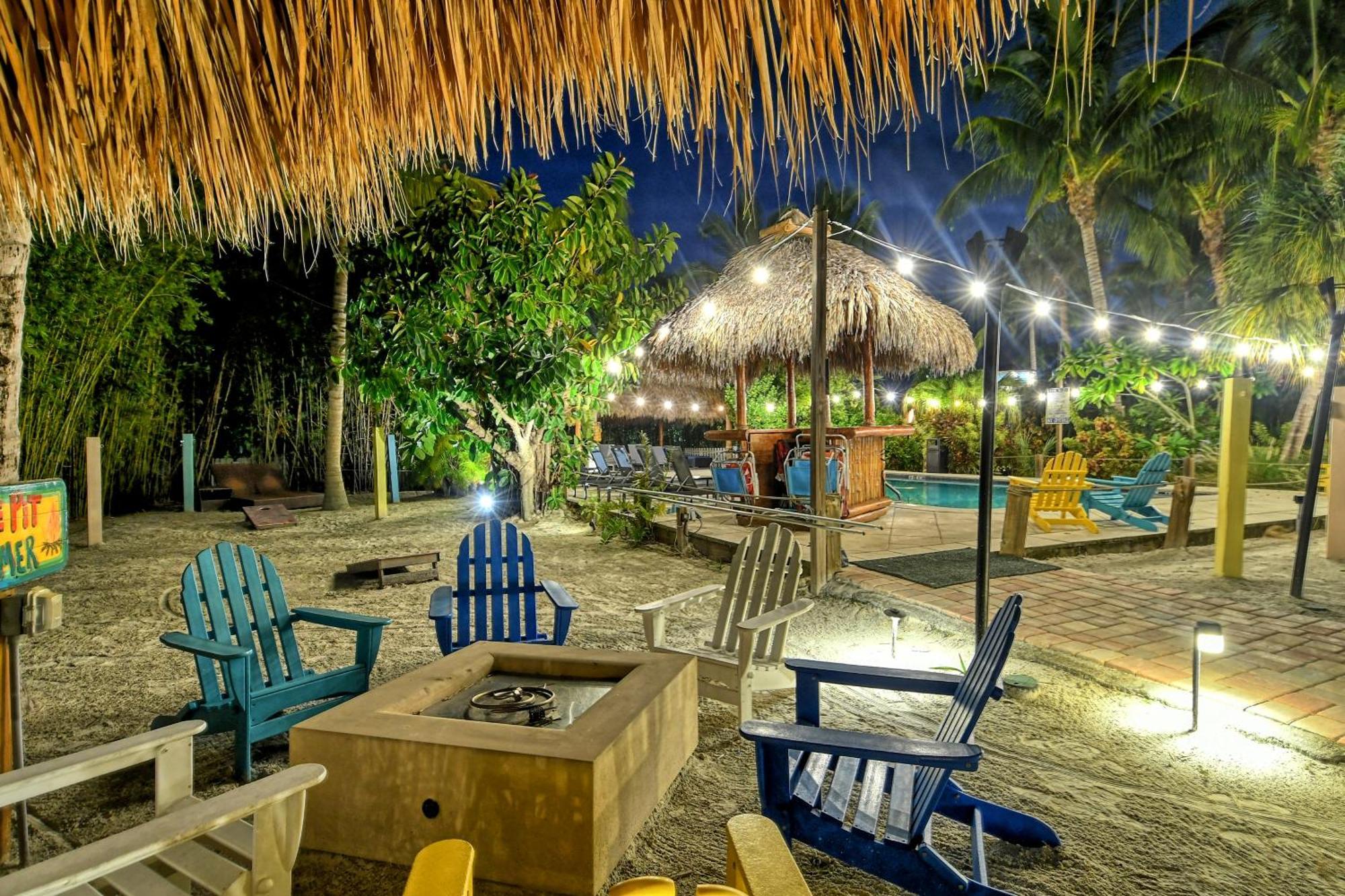 Siesta Key Palms Resort Sarasota Exterior photo